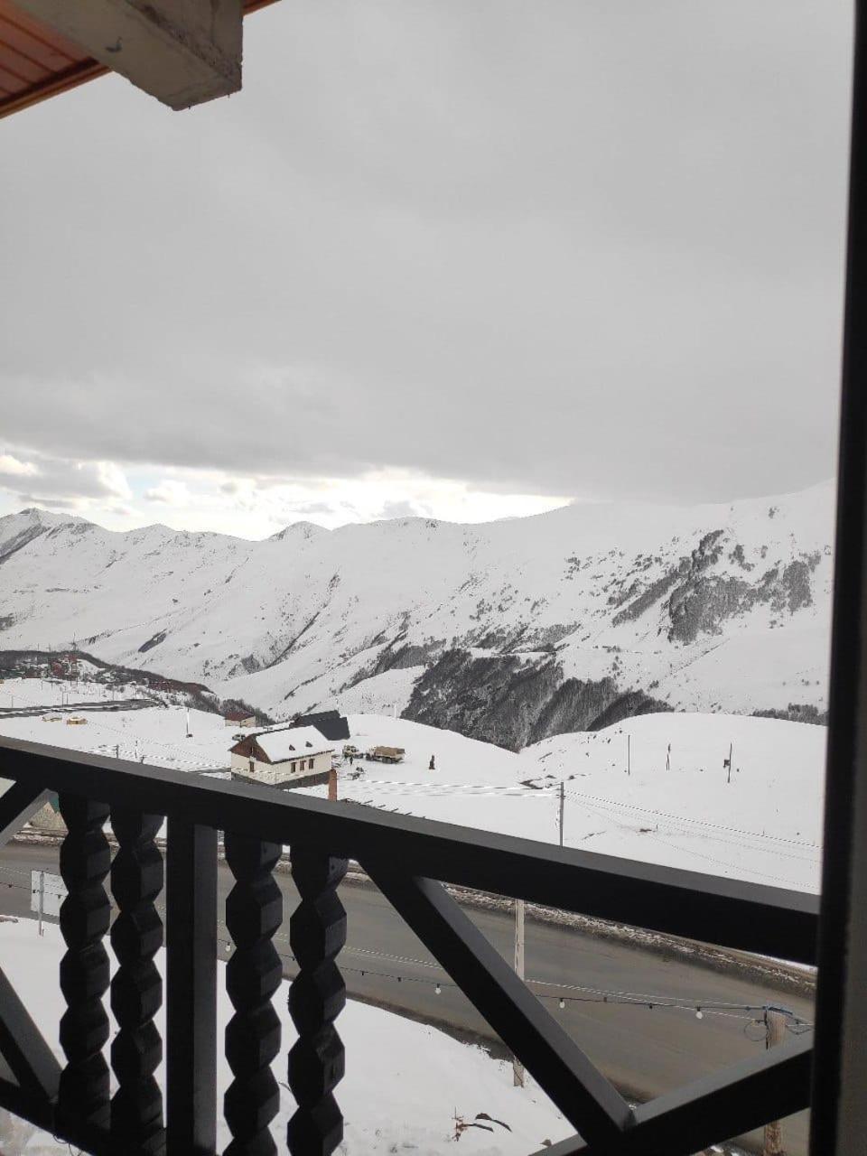 Mountain Dream House Apartment Гудаури Екстериор снимка