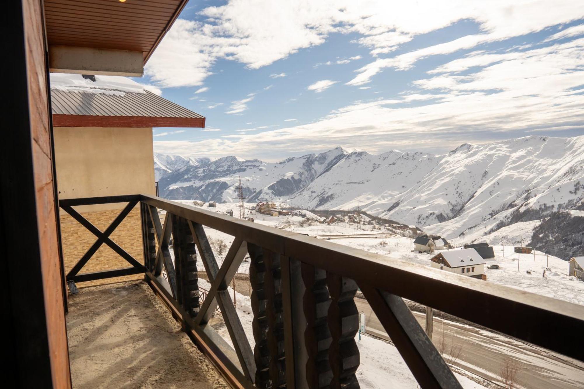 Mountain Dream House Apartment Гудаури Екстериор снимка